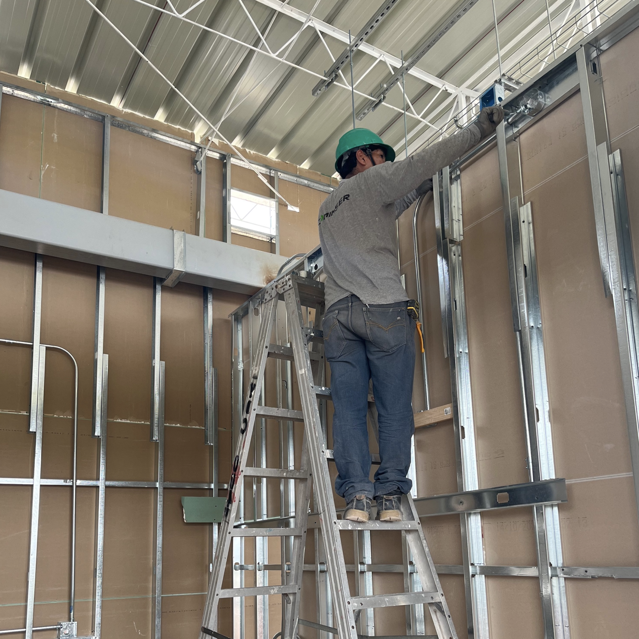 Captura de pantalla 2023-03-08 a la(s) 09.55.15